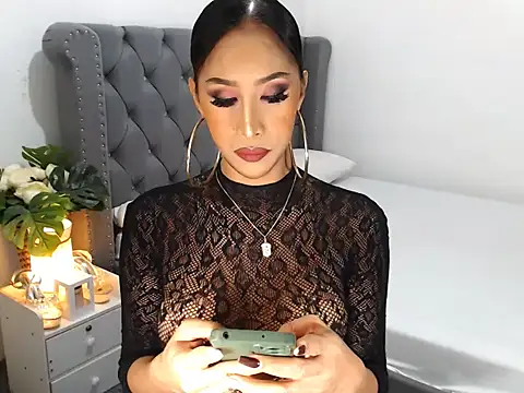 Snapshot of Goddess_wildcum chatting on 09.20.25 Goddess wildcum online show from 09.20.25