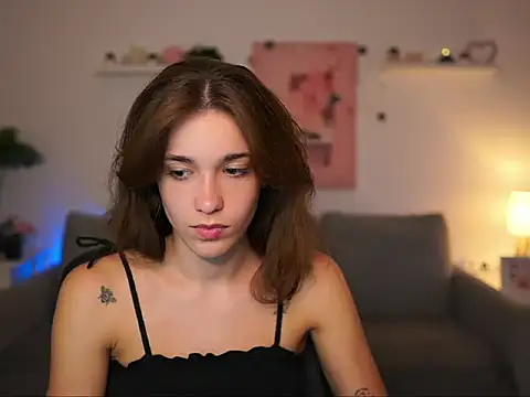 kissie cat online show from 09.11.25