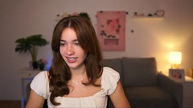 kissie cat online show from 09.19.25