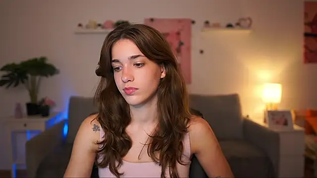 kissie cat online show from 09.24.25