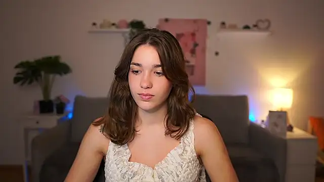 kissie cat online show from 11.12.25