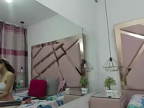 MiaCours online show from 09.08.25