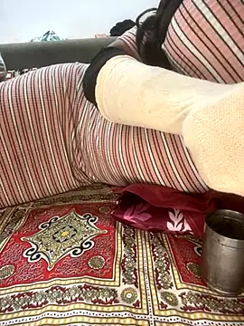 jiya00 online show from 11.03.25