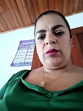 Mia-Glow online show from 03.06.26