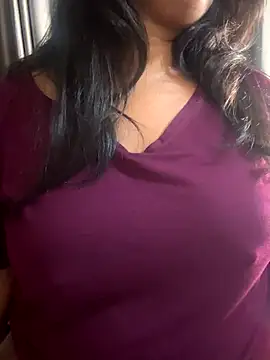 Maggi-is-back online show from 10.17.25