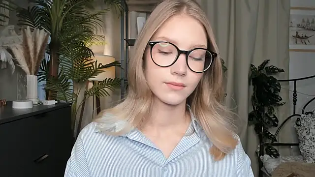 ChinBonnell online show from 10.18.25