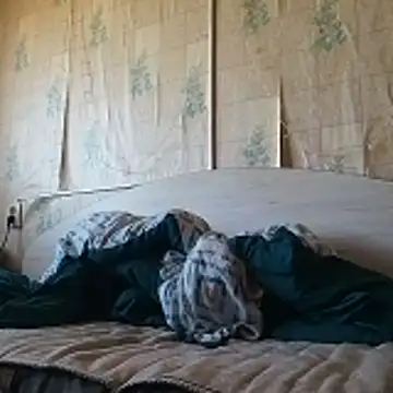 Snapshot of Tupo070481 chatting on 04.14.26 Tupo070481 online show from 04.14.26