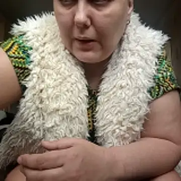 Snapshot of Tupo070481 chatting on 04.18.26 Tupo070481 online show from 04.18.26