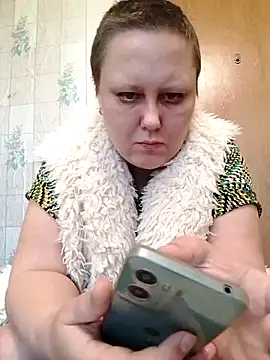 Snapshot of Tupo070481 chatting on 05.19.26 Tupo070481 online show from 05.19.26