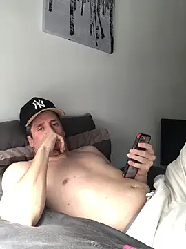 Snapshot of shyandchilling chatting on 05.29.26 shyandchilling online show from 05.29.26