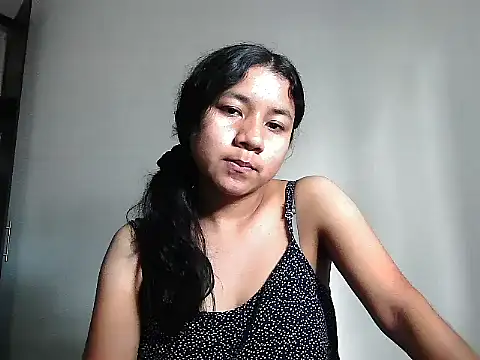 Snapshot of kate_bliss chatting on 11.30.25 kate bliss online show from 11.30.25