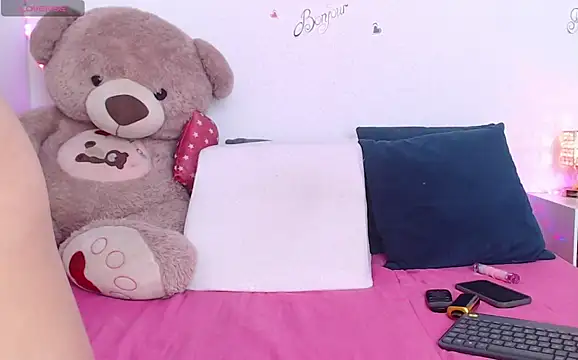 arianajoliee online show from 05.08.26