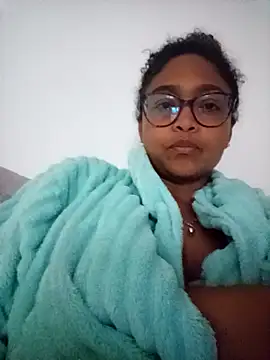 BiiancaEstradaa online show from 09.21.25