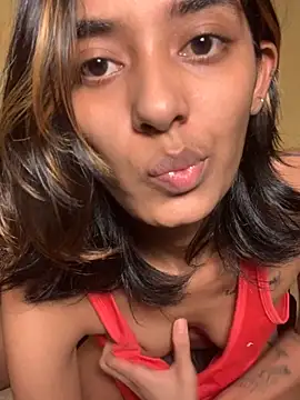 Snapshot of Serah201 chatting on 10.11.25 Serah201 online show from 10.11.25