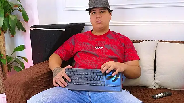 Naim Bennetsex online show from 03.21.26