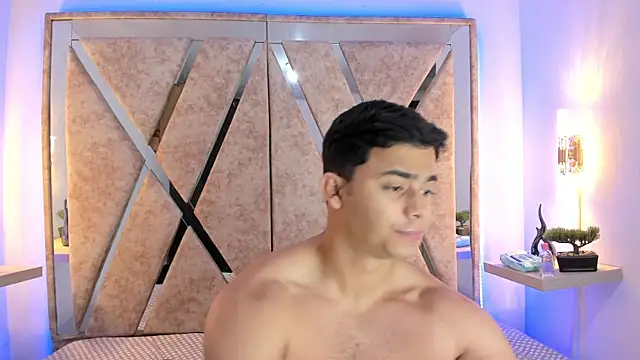 Snapshot of jayd_muscle chatting on 11.29.25 jayd muscle online show from 11.29.25
