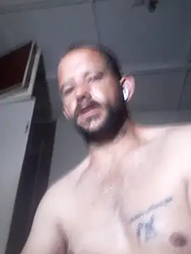 Lekewarmele online show from 10.15.25