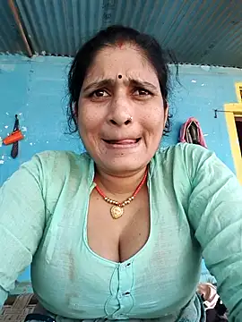 Snapshot of Hot-piuy chatting on 09.24.25 Hot-piuy online show from 09.24.25