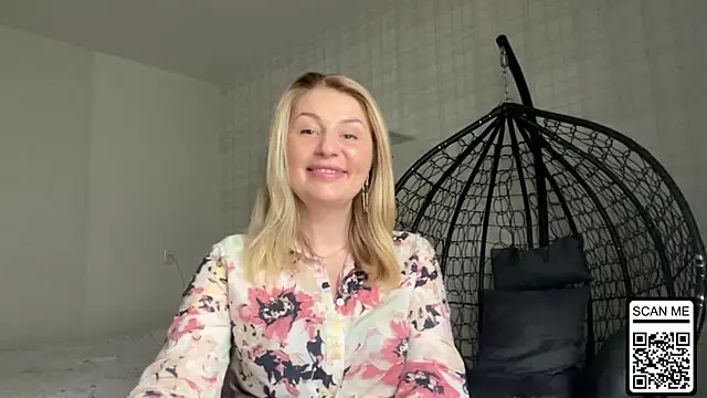 Blondie xoxoxo online show from 04.20.26