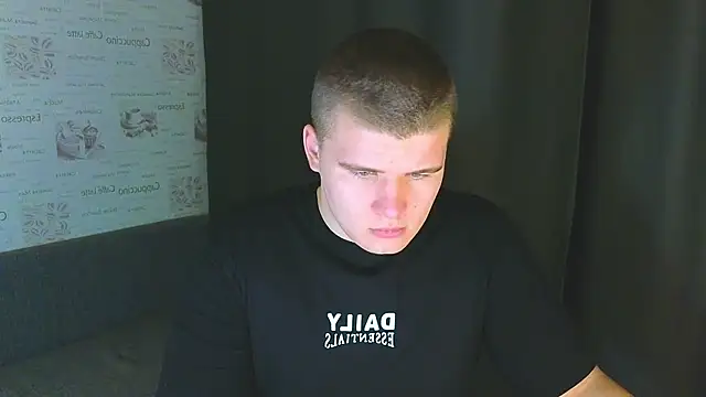 Snapshot of kittenmurr chatting on 09.10.25 kittenmurr online show from 09.10.25