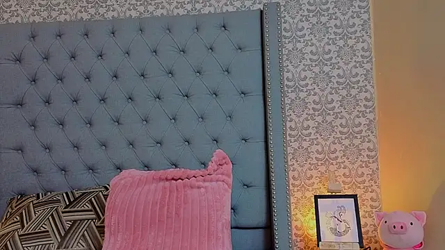 Abby roussee online show from 02.05.26