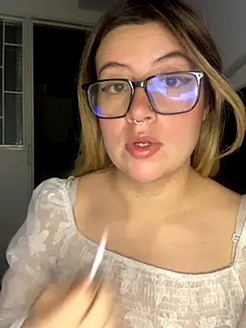 Blair Bunnyy online show from 12.02.25