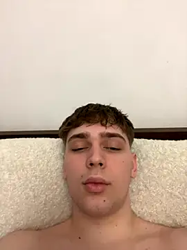 Snapshot of Fappatore_Nato05 chatting on 10.09.25 Fappatore Nato05 online show from 10.09.25