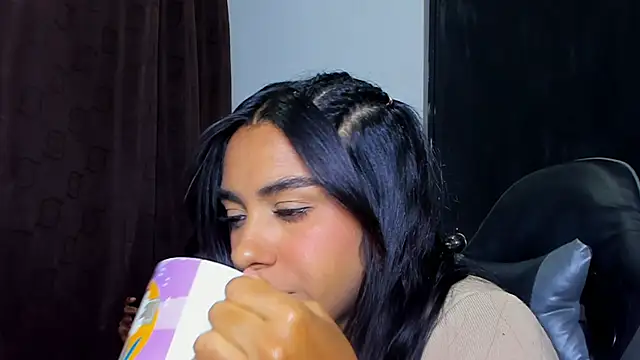 violet and myers online show from 04.08.26