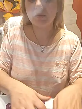 qSensi online show from 11.22.25