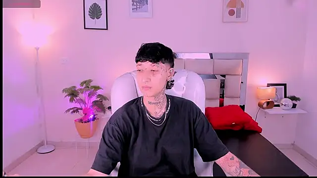 Luci Rose online show from 09.30.25