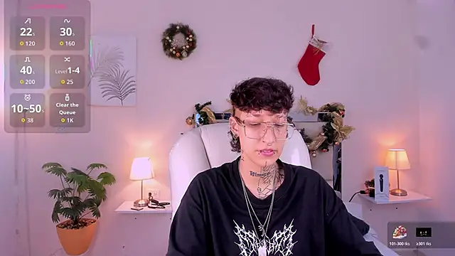 Luci Rose online show from 11.22.25