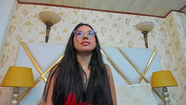 Snapshot of LiliithQueen chatting on 10.02.25 LiliithQueen online show from 10.02.25