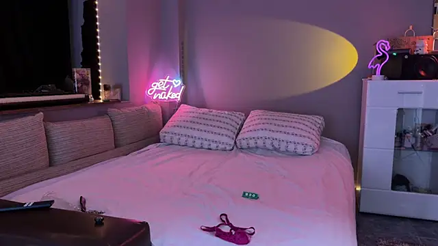 Secret Lovers1 online show from 07.09.26