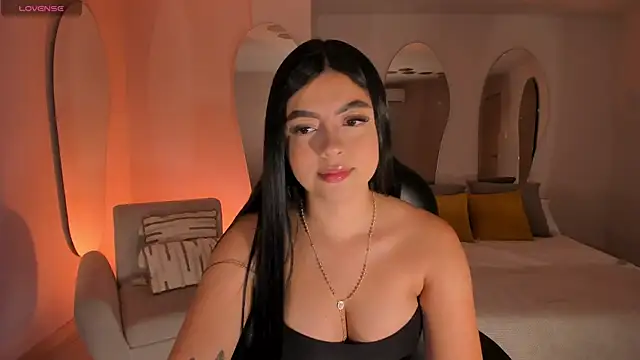 Snapshot of NataliaGaret chatting on 01.11.26 NataliaGaret online show from 01.11.26