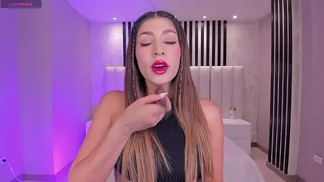 MaddisonTaylor1 online show from 09.16.25