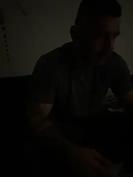 Snapshot of vanessa_tom chatting on 10.17.25 vanessa tom online show from 10.17.25