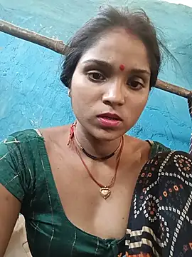 Snapshot of Harini_Gautam chatting on 05.27.26 Harini Gautam online show from 05.27.26