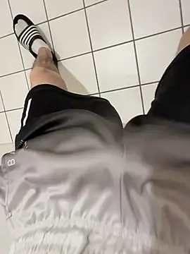 Snapshot of Dicksxd chatting on 02.14.26 Dicksxd online show from 02.14.26