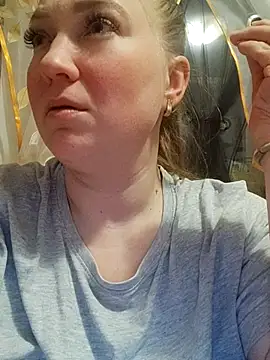 Kiss Eva online show from 02.27.26