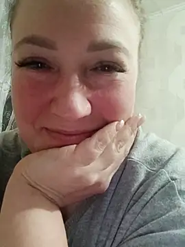 Kiss Eva online show from 03.02.26