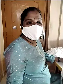 Snapshot of Megha_21 chatting on 11.08.25 Megha 21 online show from 11.08.25