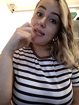 CurvyLust x online show from 11.13.25