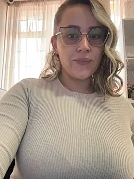 CurvyLust x online show from 12.16.25