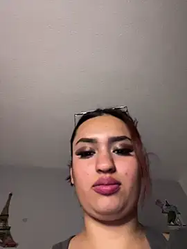 naomirouse  online show from 07.11.26