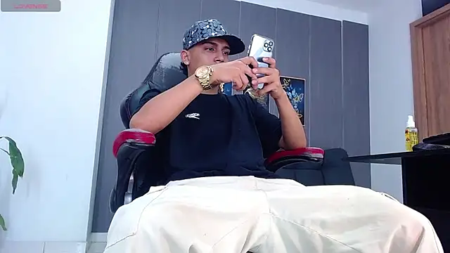 david santos16 online show from 12.02.25