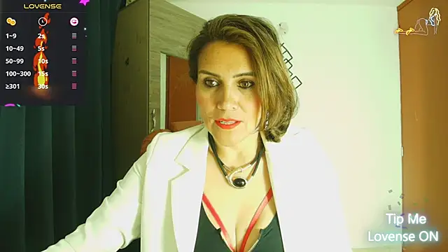 Snapshot of Marysexy73 chatting on 09.20.25 Marysexy73 online show from 09.20.25