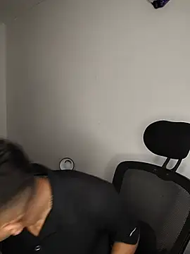 Snapshot of Juann-cock chatting on 05.24.26 Juann-cock online show from 05.24.26