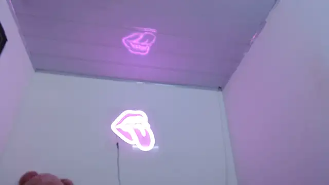 valerii fox 69 online show from 12.03.25