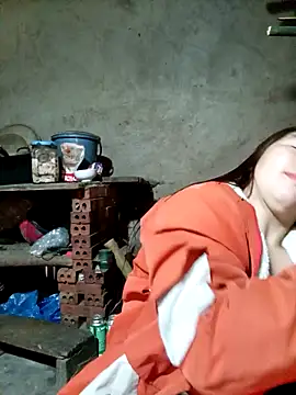 quynhkoolbae online show from 11.20.25