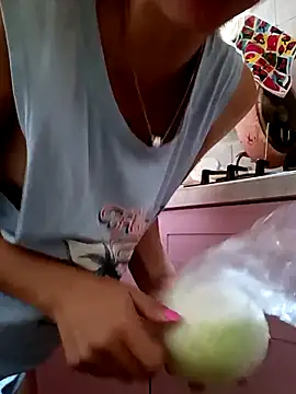 Snapshot of MoonBlueSex chatting on 10.02.25 MoonBlueSex online show from 10.02.25